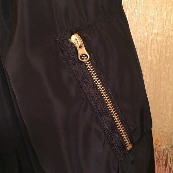 bomber jacket - Picture 3 of 4